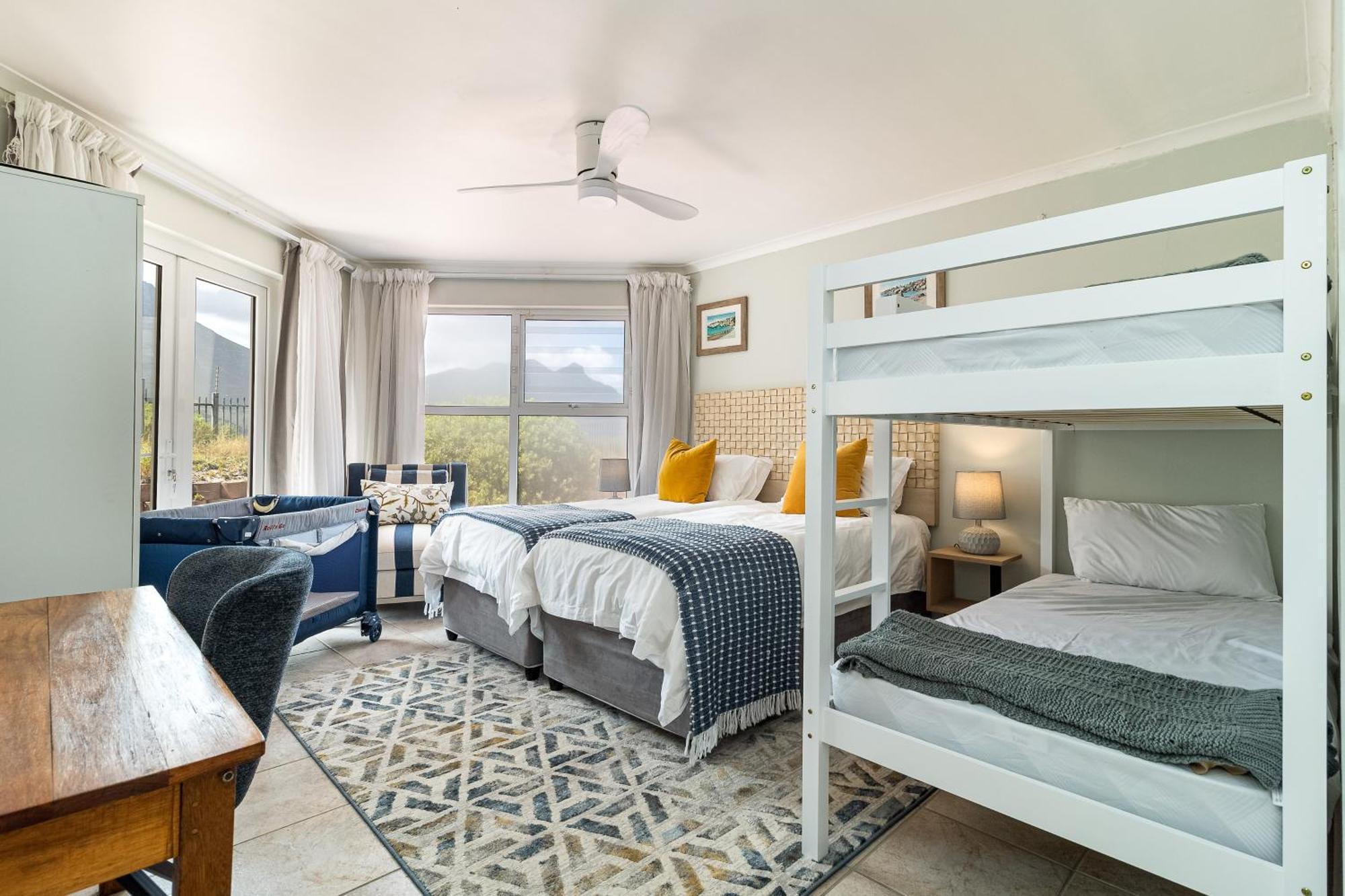 Beachfront Villa Sea Breeze Hout Bay Cape Town Exterior photo